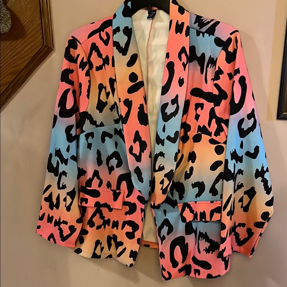 SHEIN Pink and Blue Blazer with Modern Leopard Print